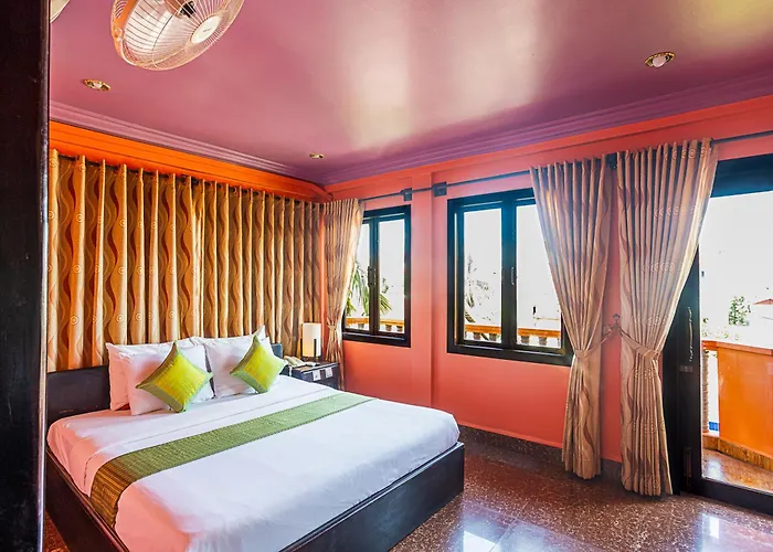 Hotel Golden Butterfly 3*